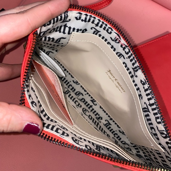 NWT Juicy Couture Wristlet Bag - Picture 3 of 4